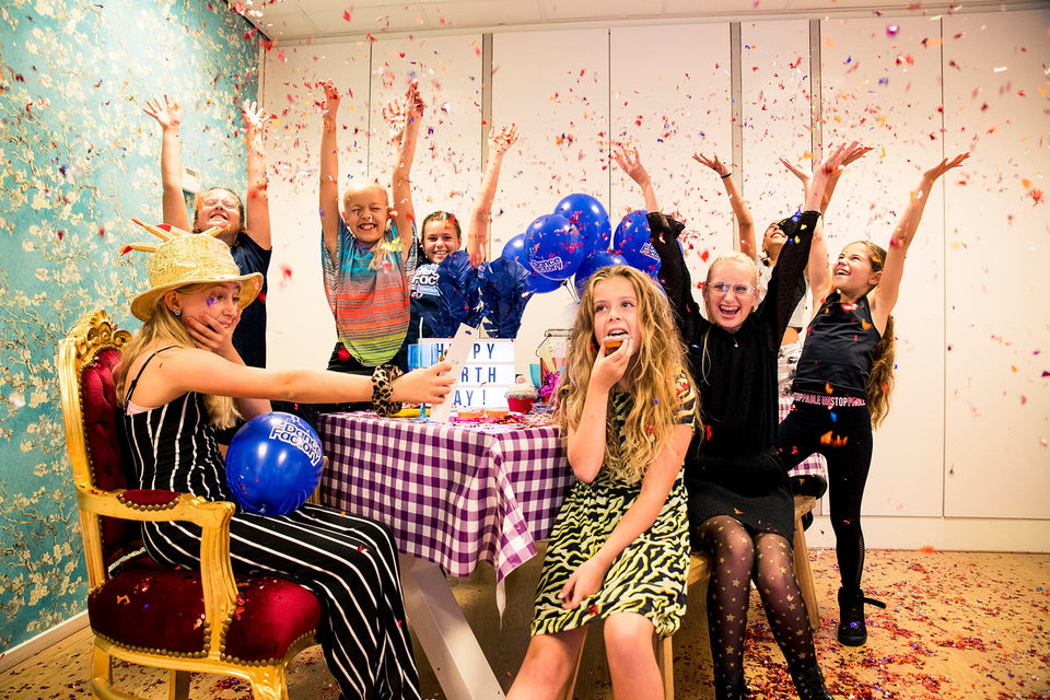 Dansfeestje, kinderfeestje bij een dansstudio